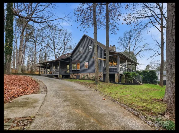 19810 Schooner Dr, Cornelius, NC 28031
