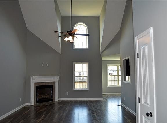 2nd image of 220 Fox Mdw Lot 220
