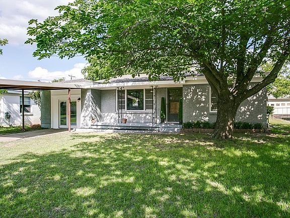 2nd image of 613 Perry Dr