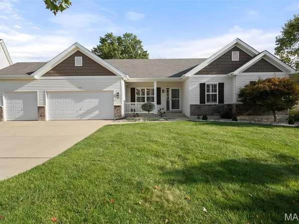 819 Honeywood Dr, Lake Saint Louis, MO 63367