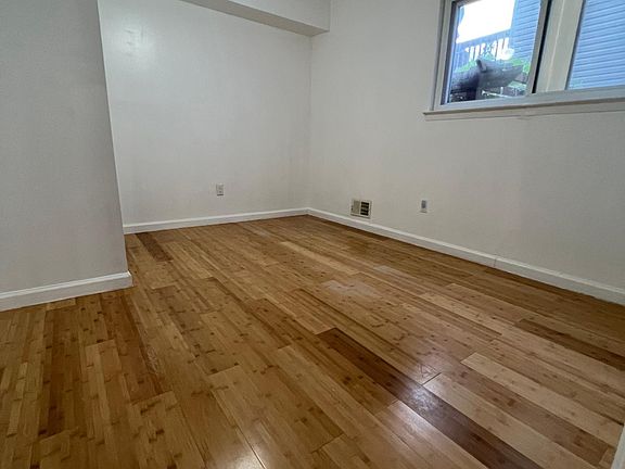 4th image of 60 McVeigh Ave