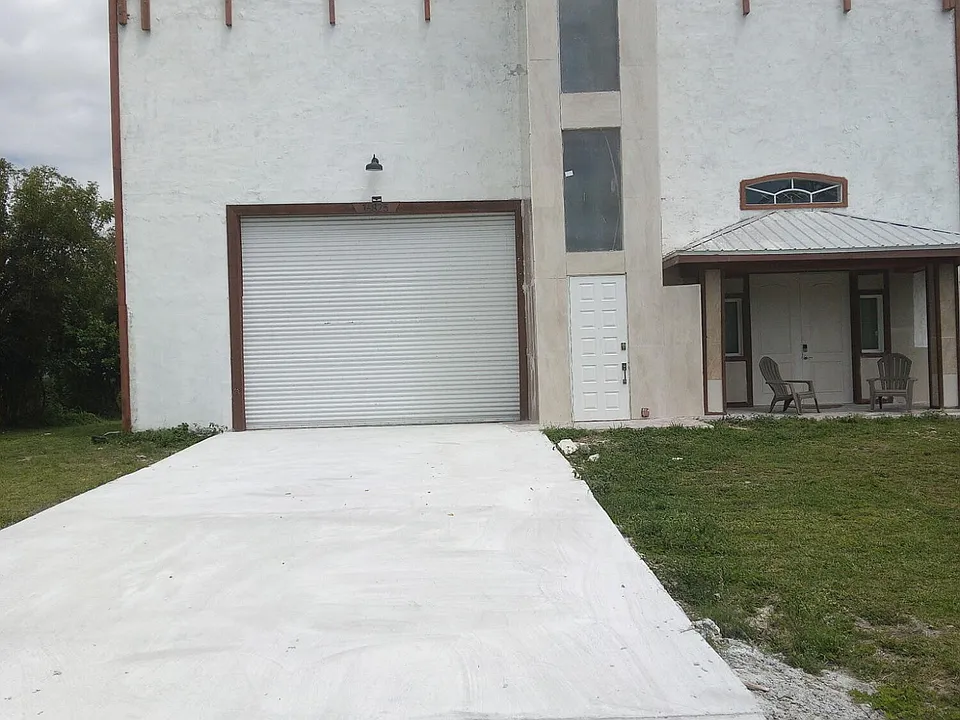 16825 89th Pl N