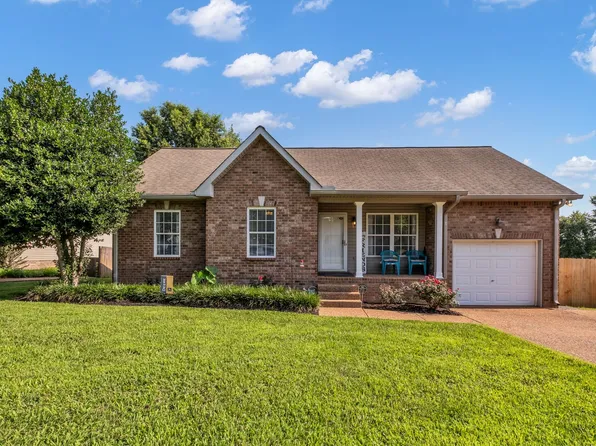201 Christine Dr, Lebanon, TN 37087