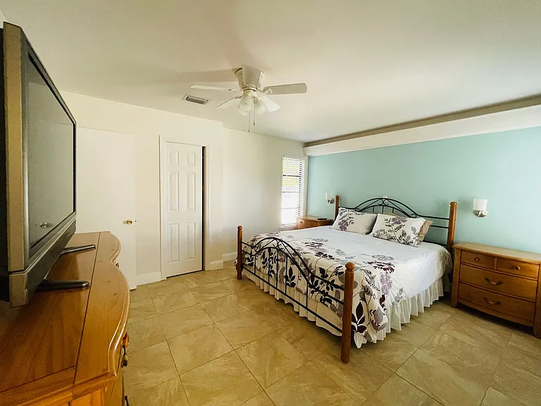 18310 Burkholder Cir — Photo 7