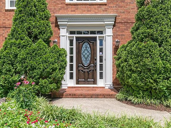 2nd image of 4043 Penhurst Dr