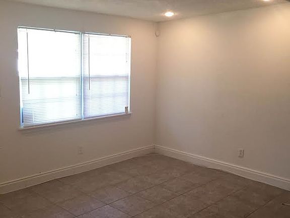 5th image of 1877 Newbolt Ct