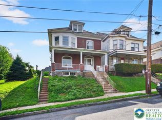 132 James St, Easton, PA 18042