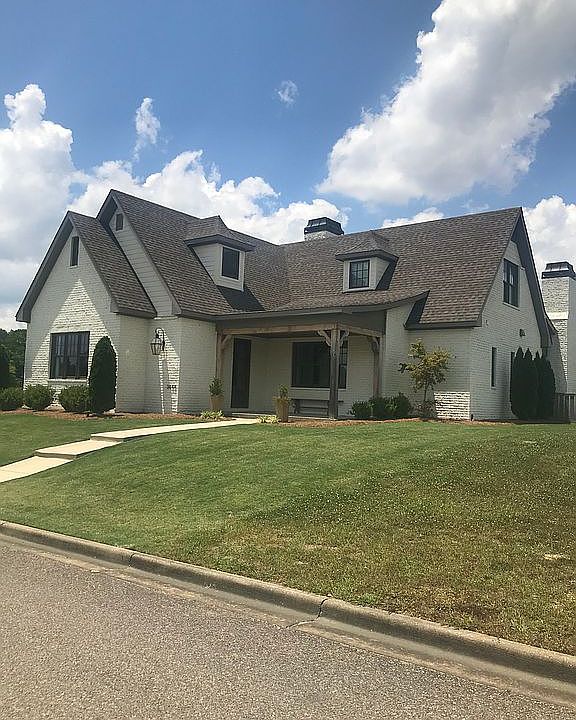 2nd image of 3644 Lockwood Ln