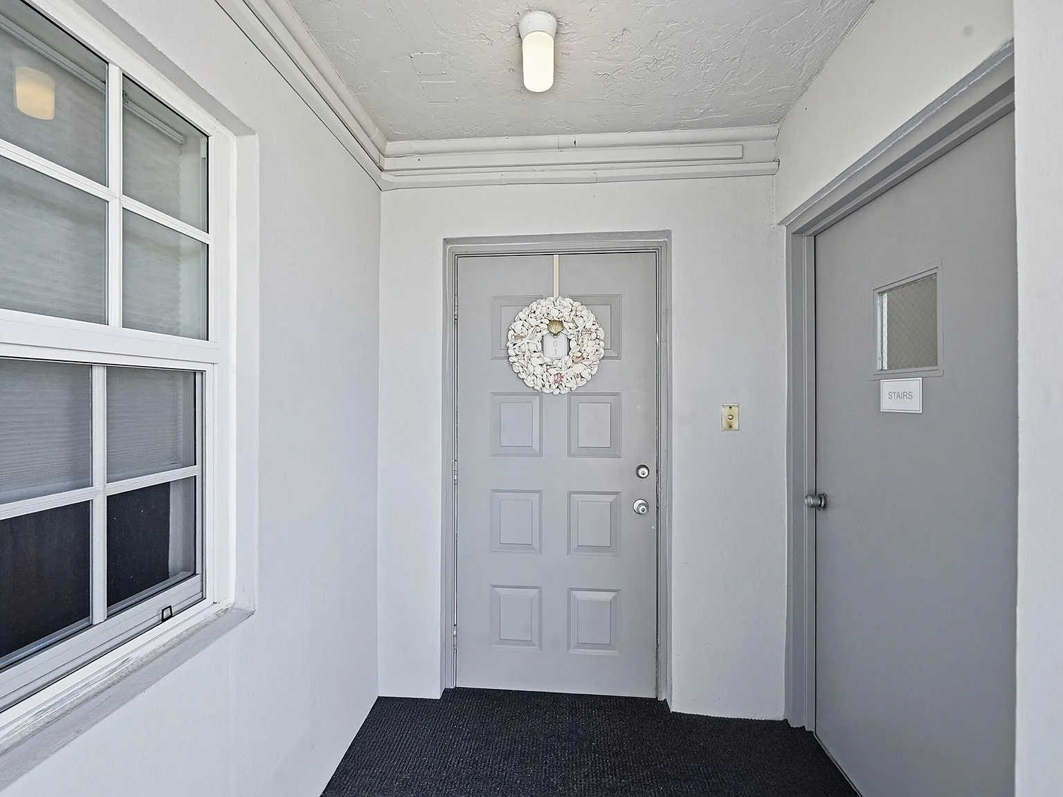 3 bed, 2.0 bath, 1390 sqft, $3,000 — Photo 3