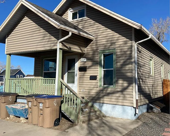 207 Russell St #A — Photo 1