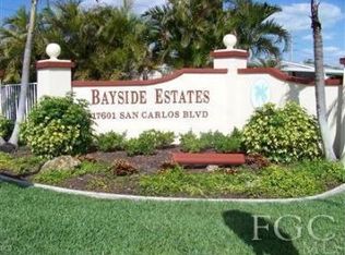 17901 Eglantine Ln, Fort Myers Beach, FL 33931