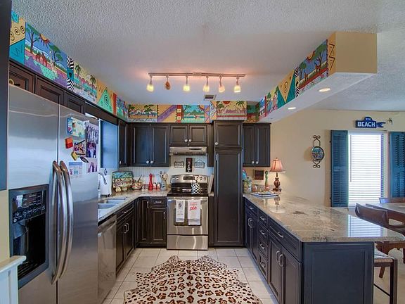 3rd image of 1711 Scenic Gulf Dr #1
