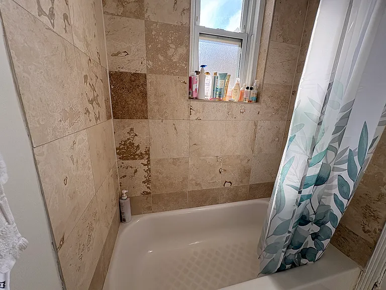 38 Hemenway St #12A — Photo 4