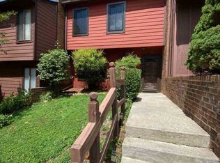 593 Southampton Ct, Charlottesville, VA 22901