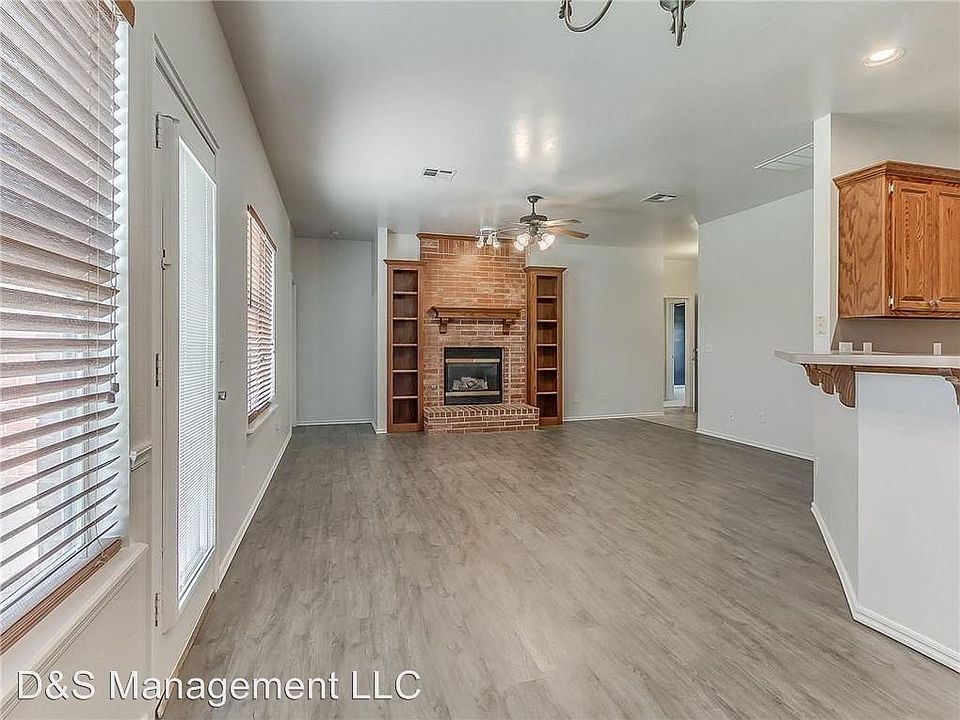 1st image of 8512 SW 37th St