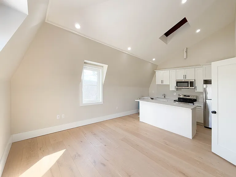 19 Maida Terrace - Open Layout