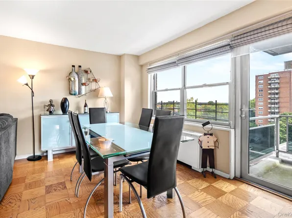 70-31 108th Street #7H, Forest Hills, NY 11375