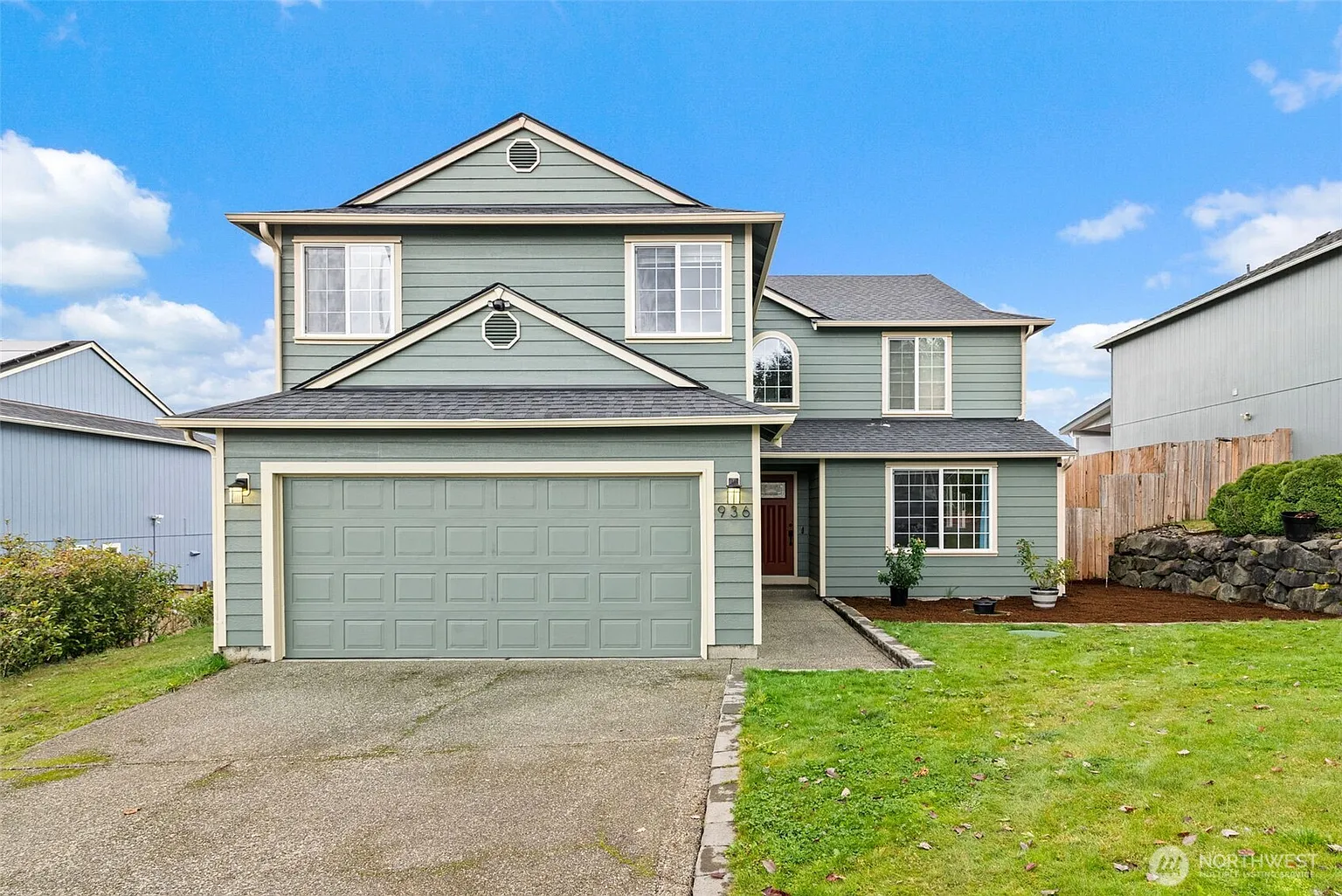 936 Chatham Drive SE photo 1