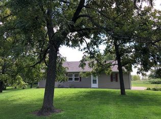 623 College St, Greenfield, MO 65661
