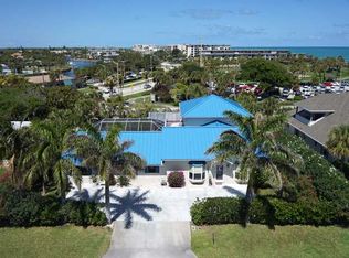 818 Mango Rd, Vero Beach, FL 32963