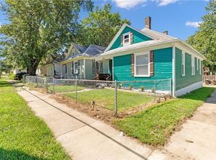 1102 S 22nd St, Saint Joseph, MO 64507