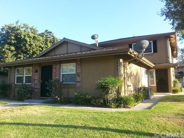 1st image of 992 W Calle Del Sol APT 1