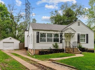 7563 Haywood Dr, Saint Louis, MO 63133