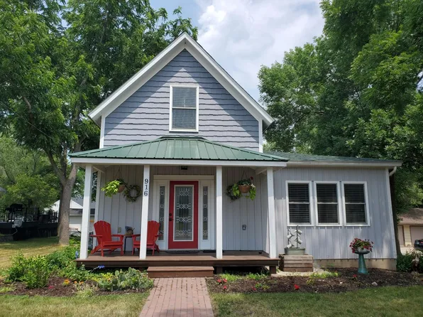 916 Hoffman St W, Cannon Falls, MN 55009