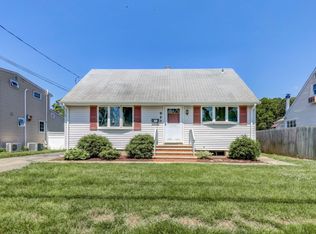923 Colfax Ave, Pompton Lakes, NJ 07442