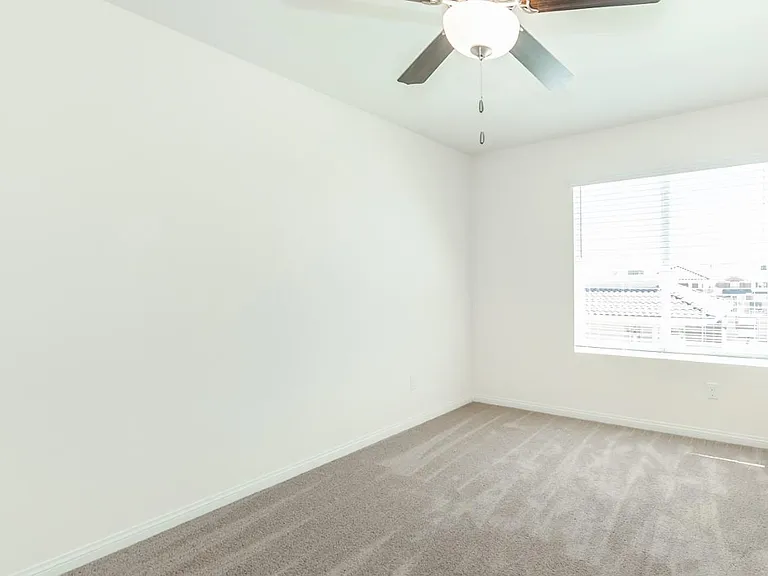 16851 Muscatel St — Photo 16