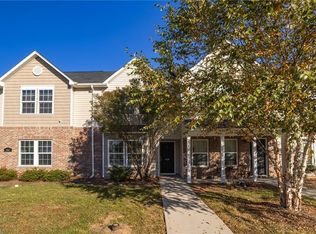 458 Sandybrooke Dr, High Point, NC 27265