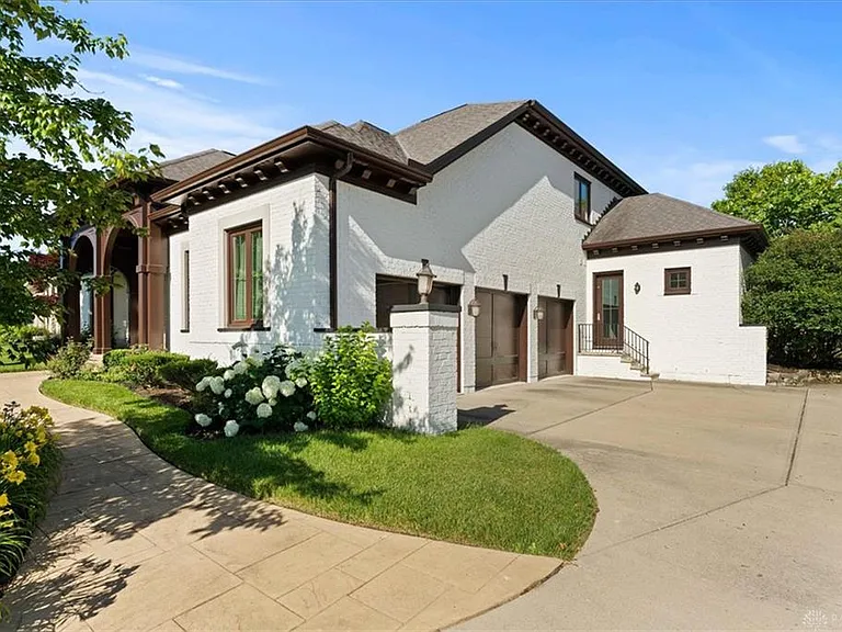5369 N Shore Pl — Photo 4
