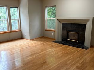14225 Sherbrook Pl, Lake Oswego, OR 97035