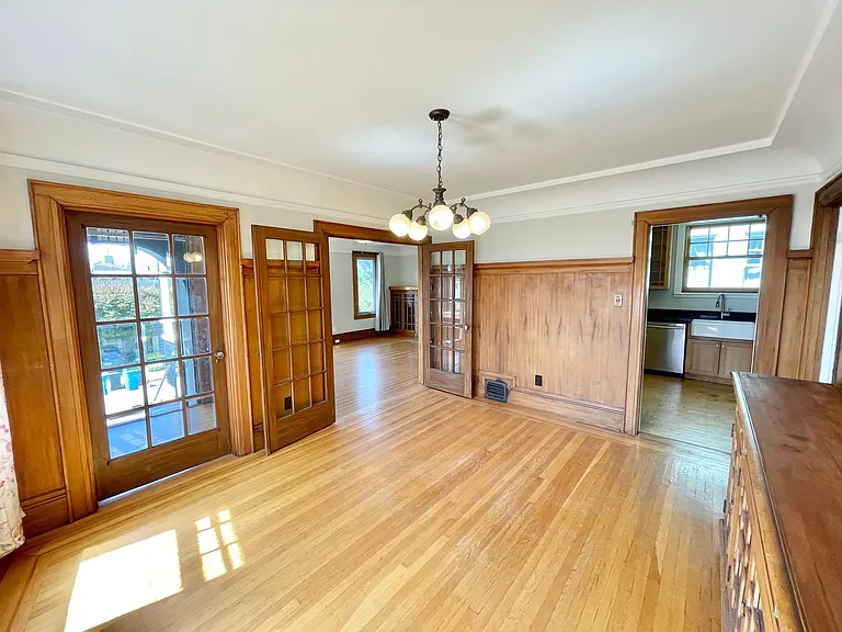 518 Staples Ave — Photo 7