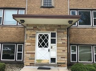 9301 S Pulaski Rd APT 5, Evergreen Park, IL 60805