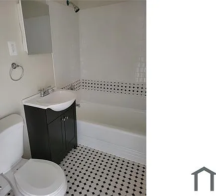 505 Baltic Ave — Photo 7