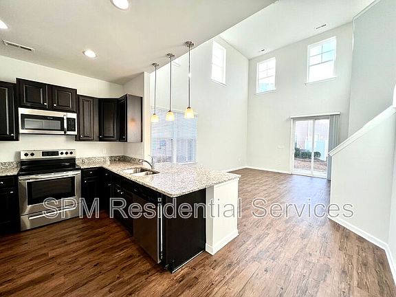 5th image of 565 Orbison Dr