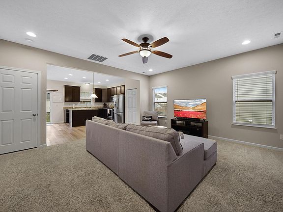 4th image of 6365 Oak Trail Dr