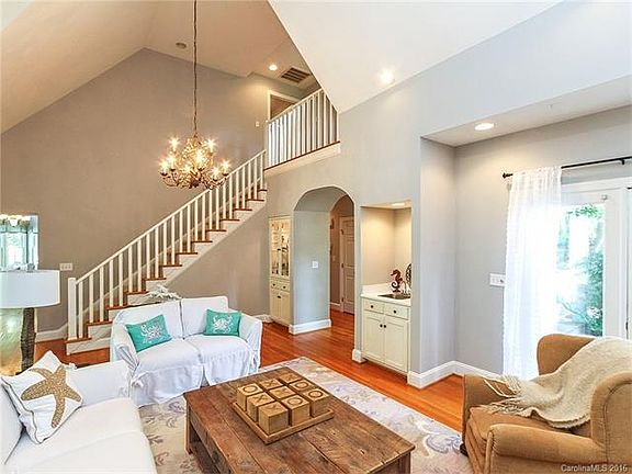 5th image of 129 Lawrence Tee Ln