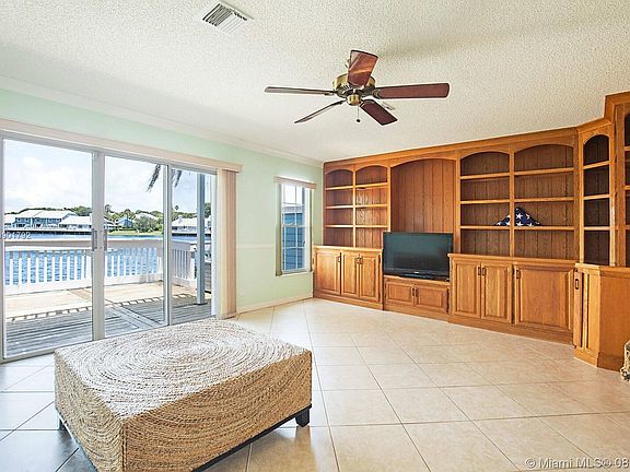 5th image of 1119 Ocean Dunes Cir #1119