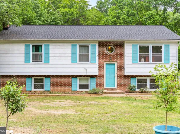 50 Lovett Dr, Fredericksburg, VA 22407
