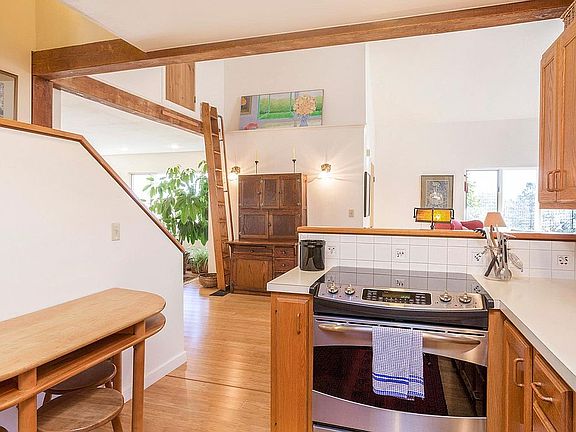 Breakfast nook in kitchen