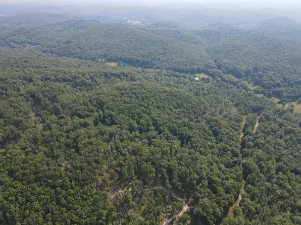 100 Irvin Phelps Rd, Somerset, KY 42501