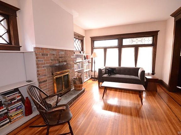 5th image of 226 Woodward Ave