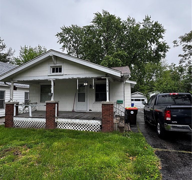 1st image of 1818 N Maple Ave