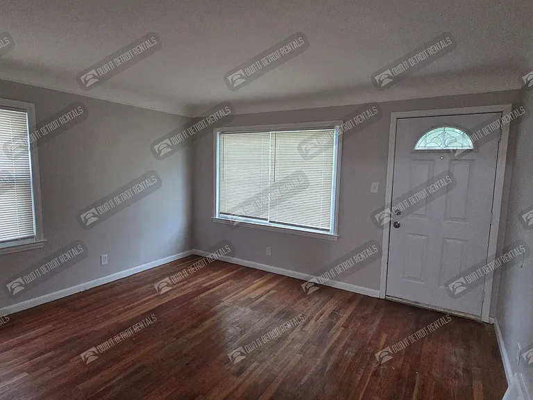 6444 Westwood St — Photo 4