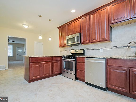 2nd image of 1705 W 13th St
