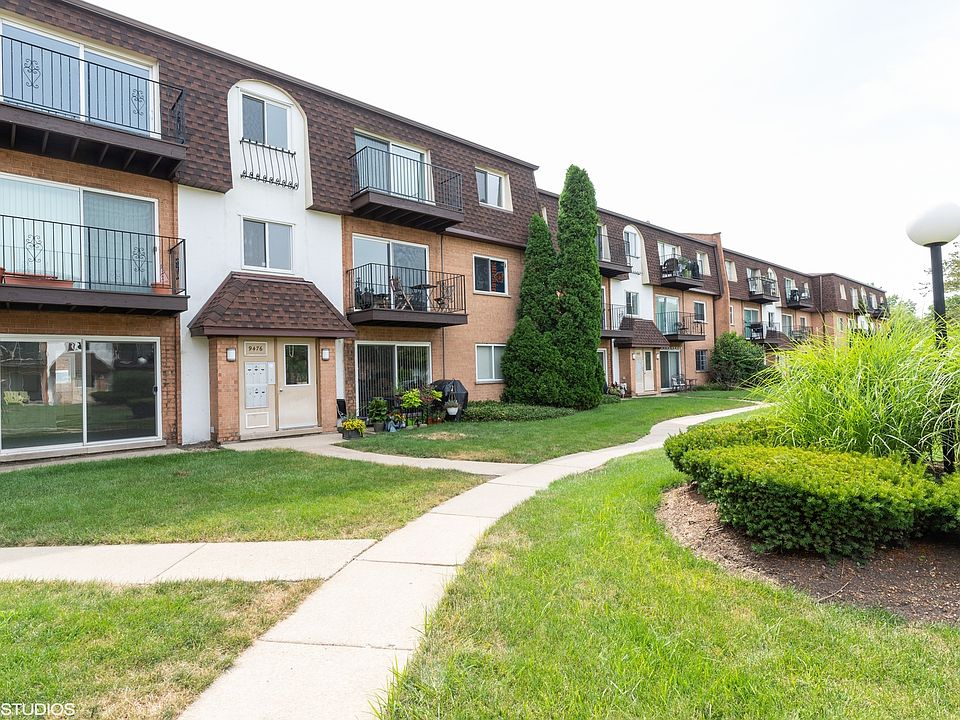 1st image of 9476 Bay Colony Dr APT 3S