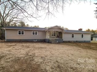 558 Morrow Motor Rd, Forest City, NC 28043