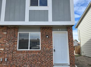 41 Castle Royal Dr, Pueblo, CO 81005